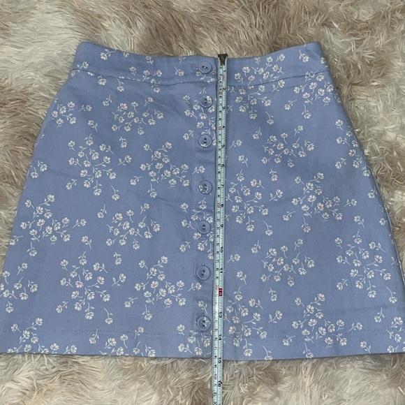 Floral skirt size small 🌸 - Picture 2 of 7